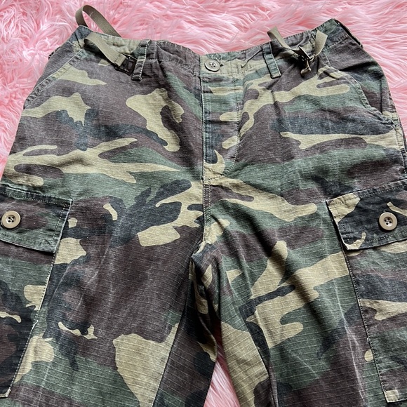Camo Cargo Pants - Picture 2 of 3